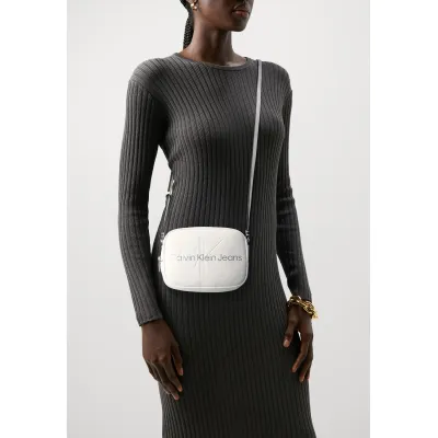 Calvin Klein Jeans SCULPTED CAMERA BAG MONO - Borsa a tracolla