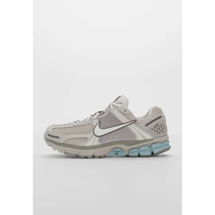 Nike Sportswear ZOOM VOMERO 5 SE UNISEX - Sneakers basse