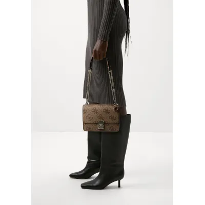 Guess ELIETTE LOGO - Borsa a mano