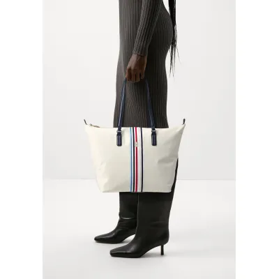 Tommy Hilfiger POPPY TOTE CORP - Shopping bag