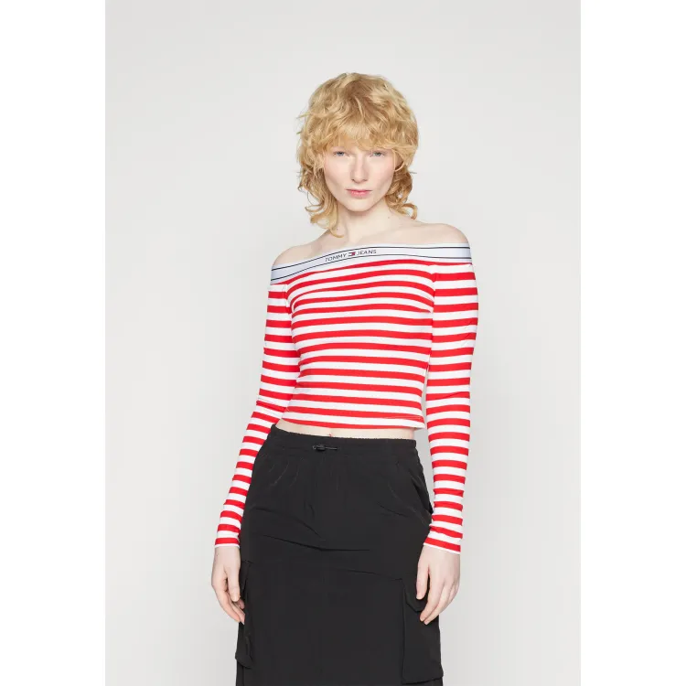 Tommy Jeans LOGO TAPE OFF SHOULDER - Maglietta a manica lunga