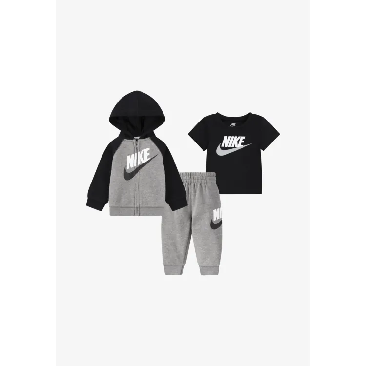 Nike Sportswear BOXED UNISEX SET - T-shirt con stampa