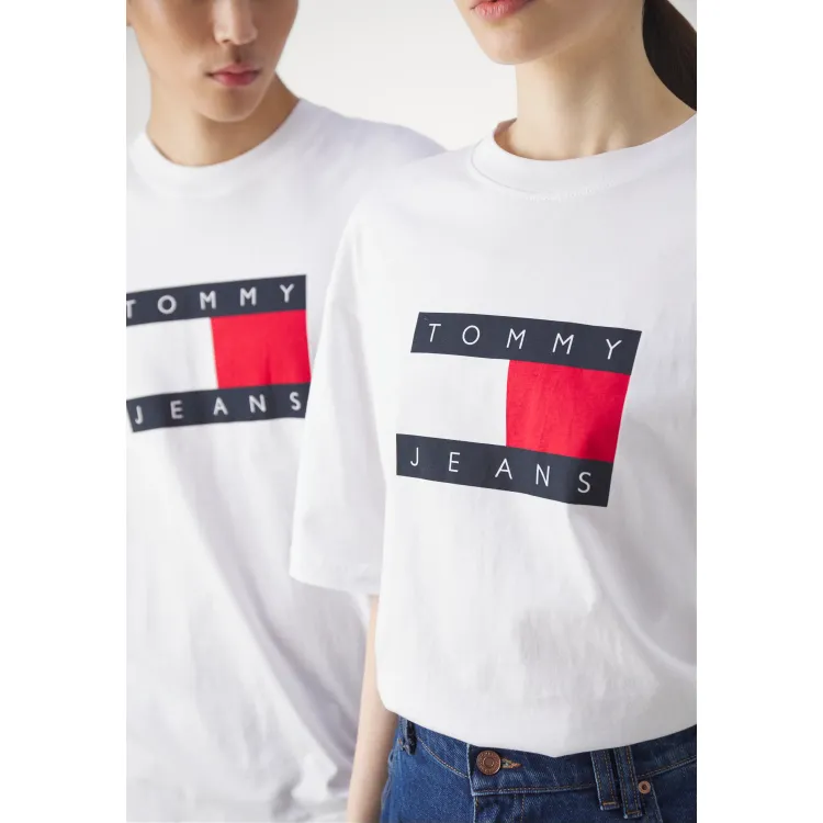 Tommy Jeans SKATE FLAG TEE UNISEX - T-shirt con stampa