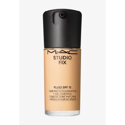 MAC STUDIO FIX FLUID SPF15 - Fondotinta