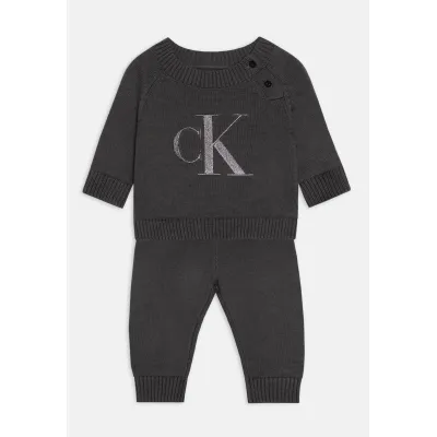 Calvin Klein Jeans BABY METALLIC MONOGRAM UNISEX SET - Maglione