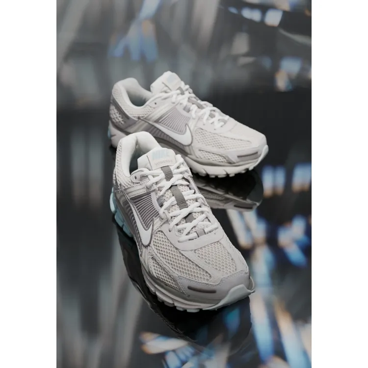 Nike Sportswear ZOOM VOMERO 5 SE UNISEX - Sneakers basse