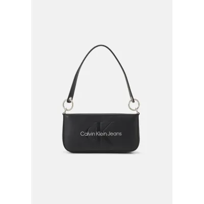 Calvin Klein Jeans SCULPTED SHOULDER POUCH MONO - Borsa a mano
