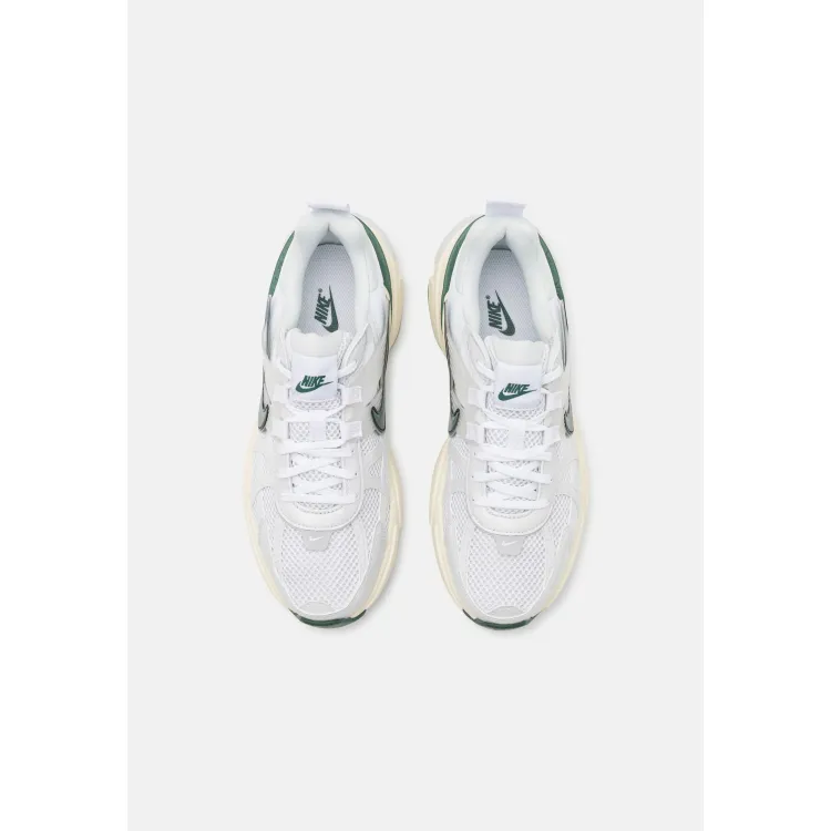 Nike Sportswear V2K RUN - Sneakers basse