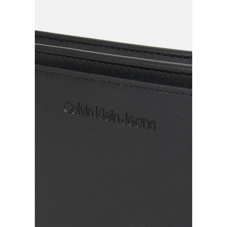 Calvin Klein Jeans SCULPTED SHOULDER POUCH MONO - Borsa a mano