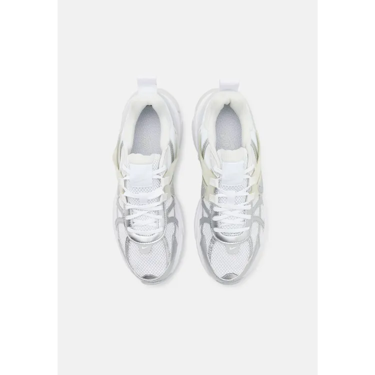 Nike Sportswear V2K RUN - Sneakers basse