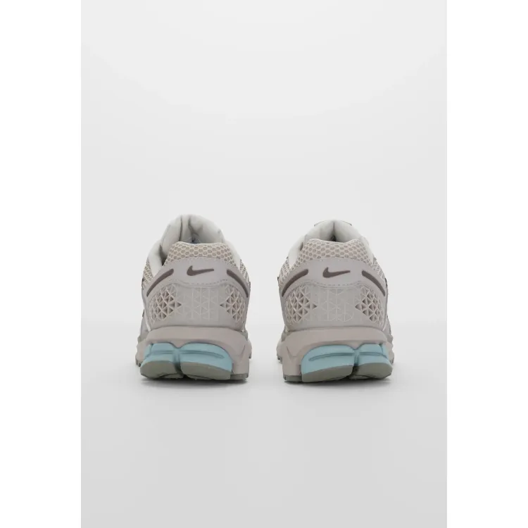 Nike Sportswear ZOOM VOMERO 5 SE UNISEX - Sneakers basse