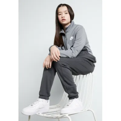 Nike Sportswear TRACKSUIT UNISEX SET - Pantaloni sportivi